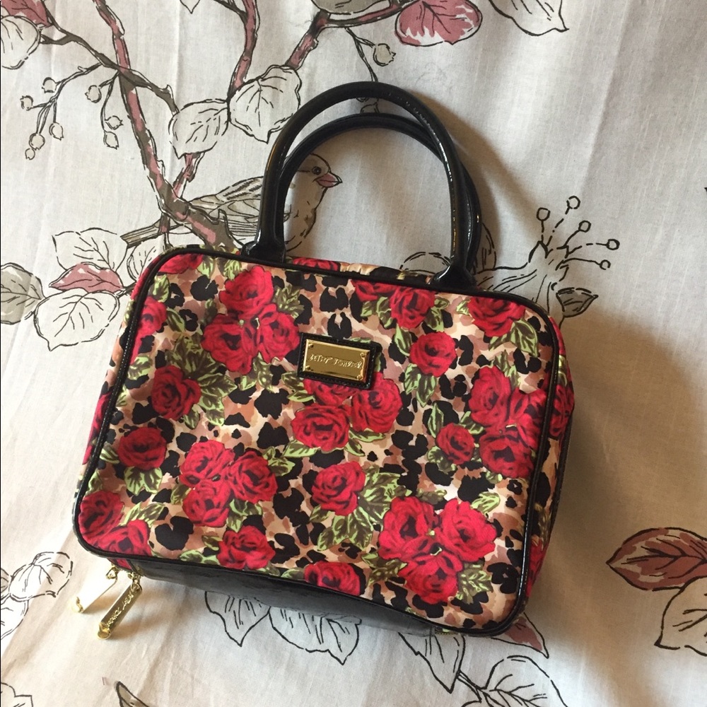 Travel Cosmetic Bag